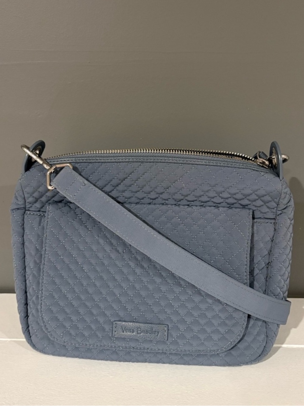 Vera Bradley Quilted Crossbody or shoulder bag blue grey Carson travel casual